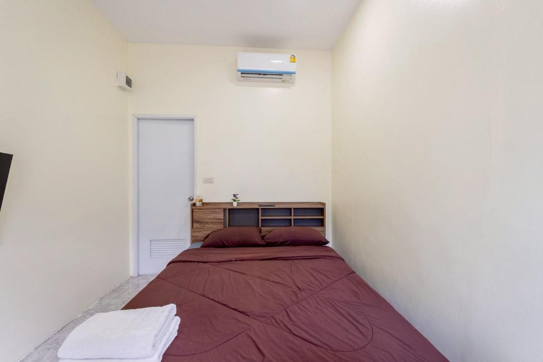 Photo of Bedroom in Pong