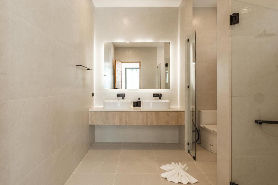 Photo of Bathroom in Maret