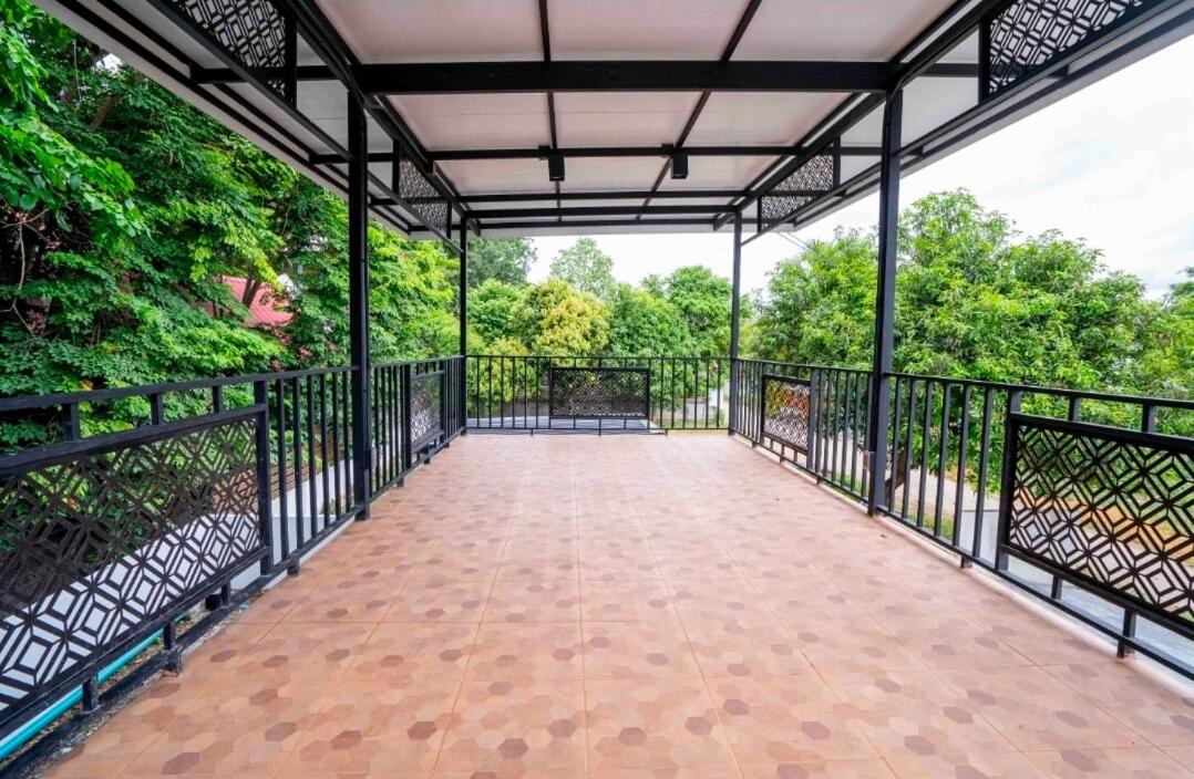 Photo of Patio Balcony in Wang Phinphat