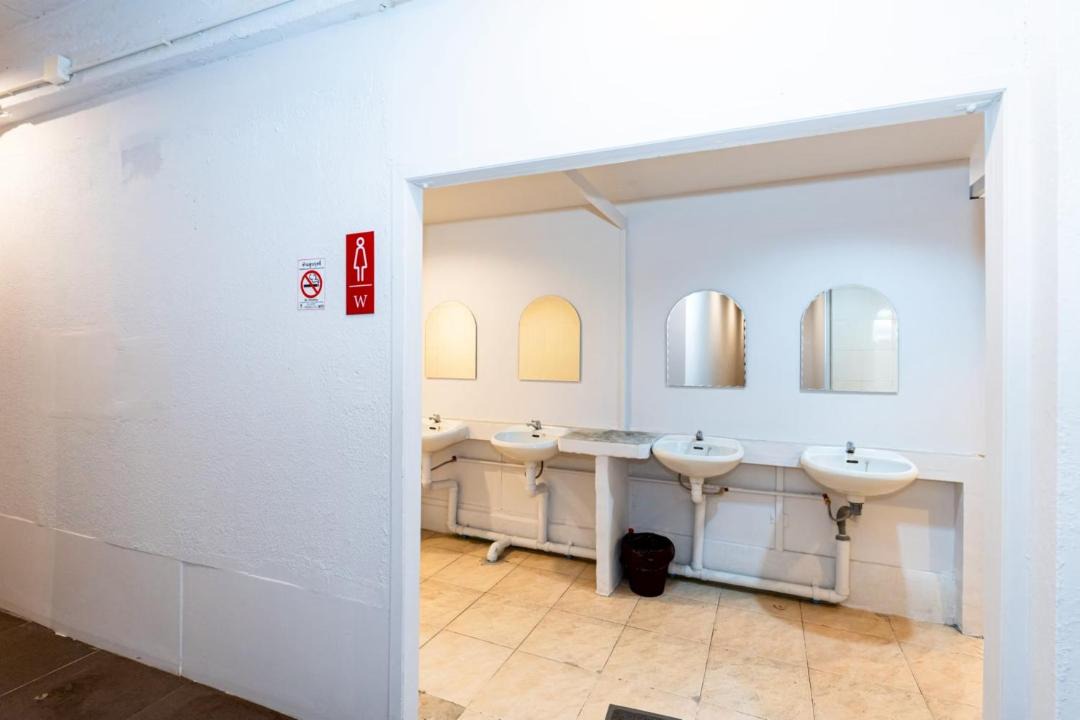 Photo of Bathroom in Talat Yot