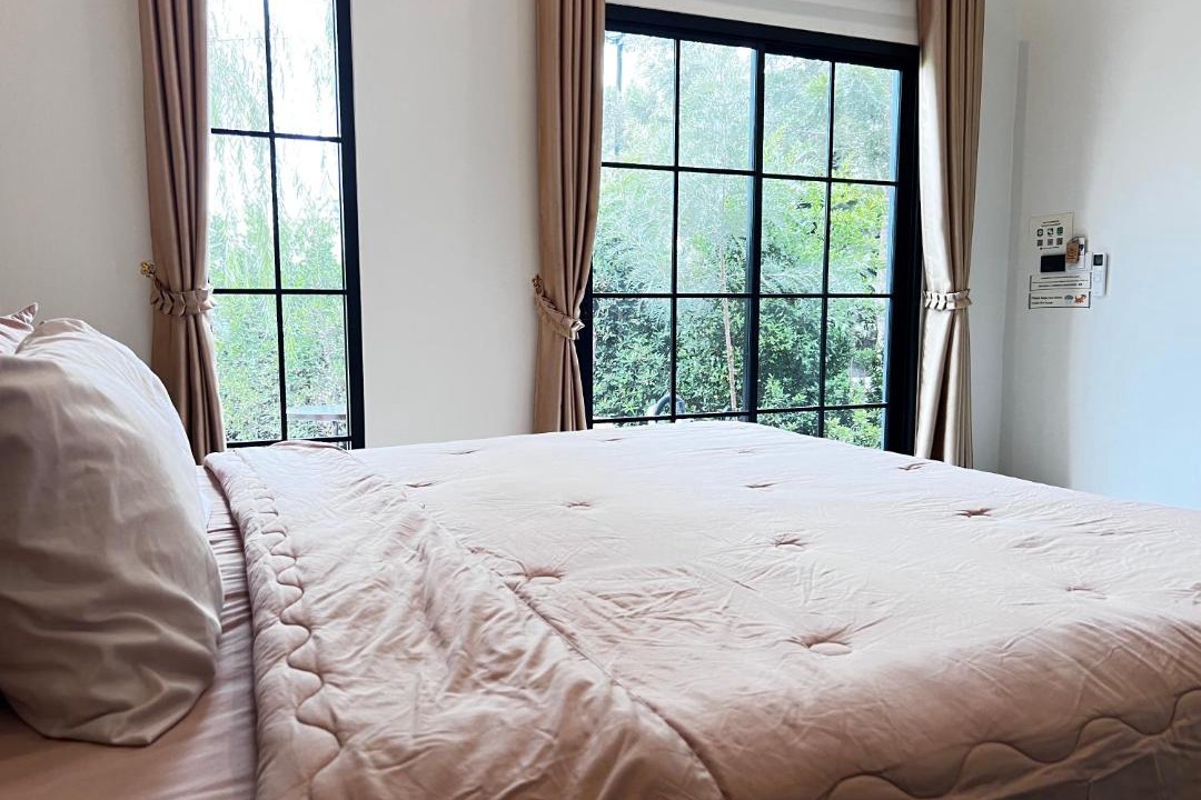 Photo of Bedroom in Racha Thewa