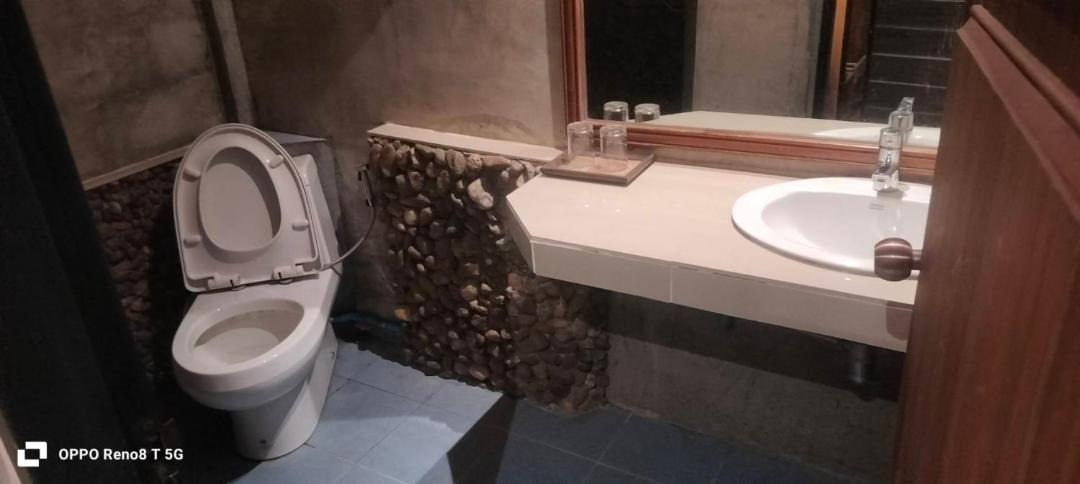 Photo of Bathroom in Mae Rim