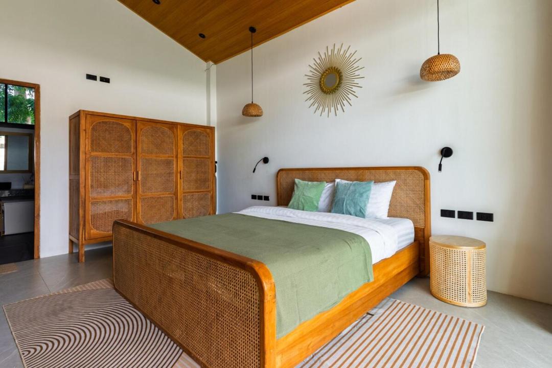 Photo of Bedroom in Srithanu