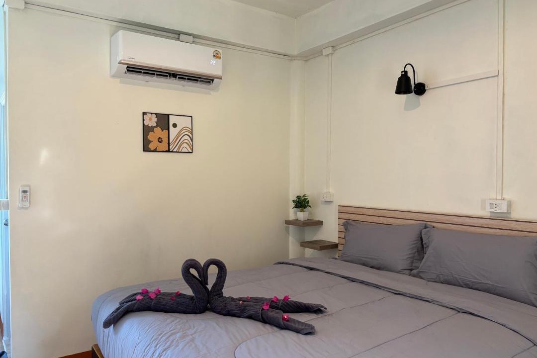 Photo of Bedroom in Ko Mook
