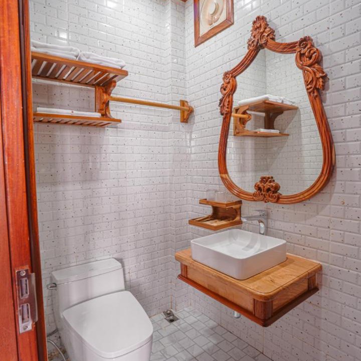 Photo of Bathroom in Vientiane