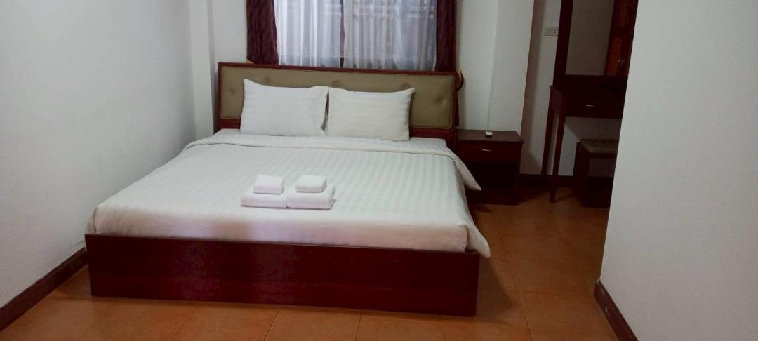 Photo of Bedroom in Khanong Phra