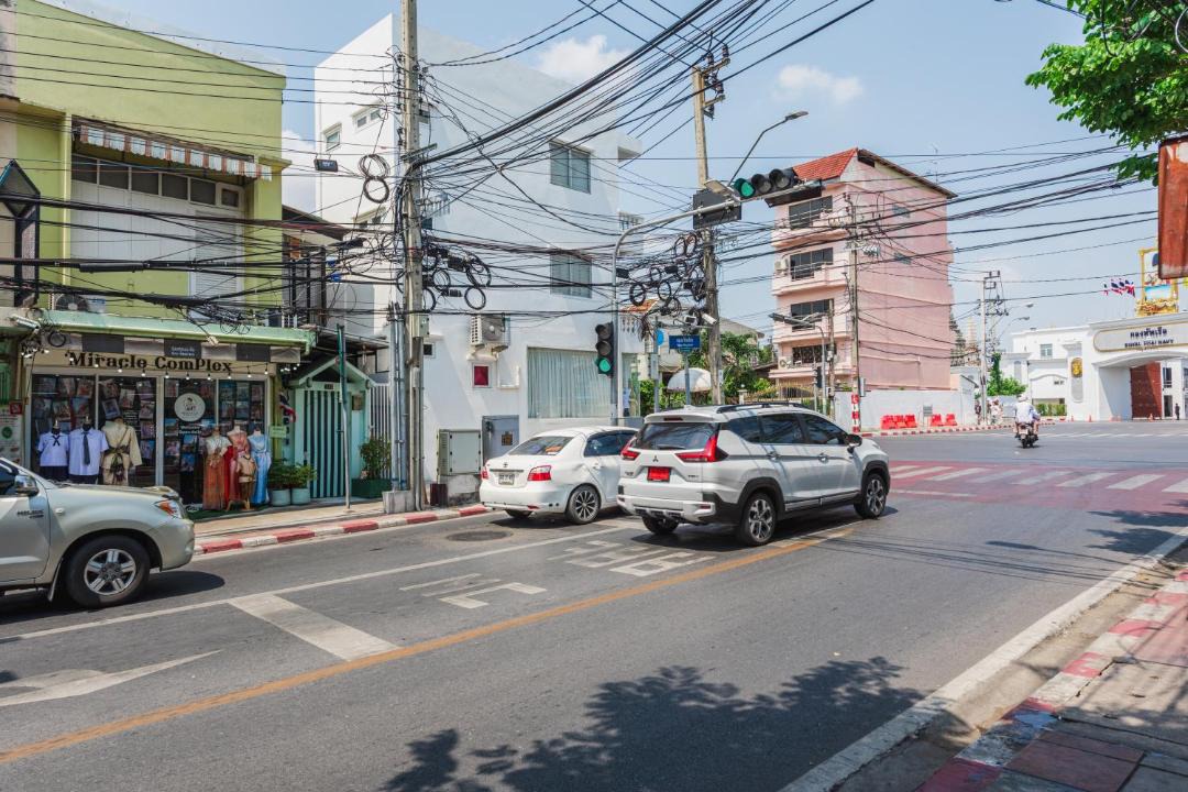 Photo of Others in Bangkok Yai