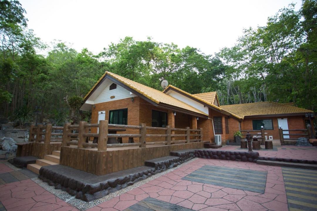 Photo of Others in Mu Si