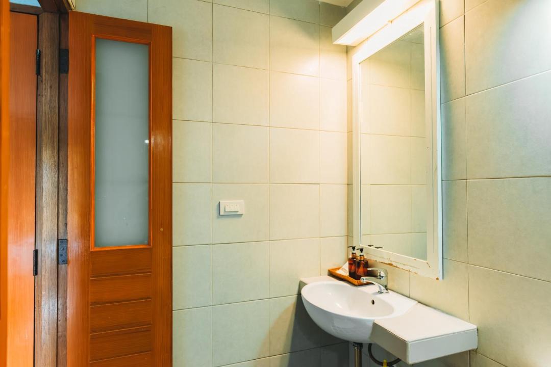 Photo of Bathroom in Talat Yot