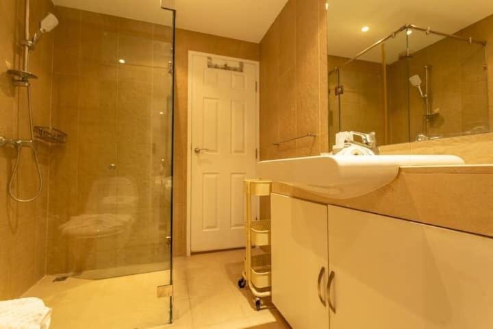 Photo of Bathroom in Kata