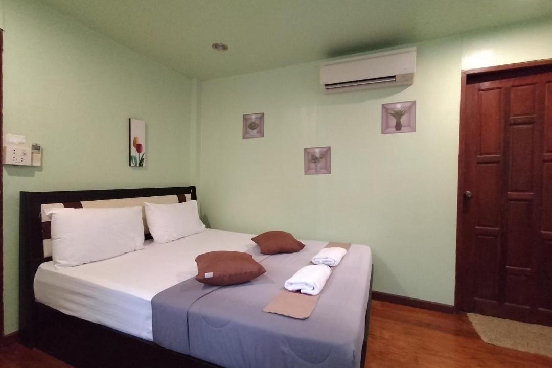 Photo of Bedroom in Tha Bo