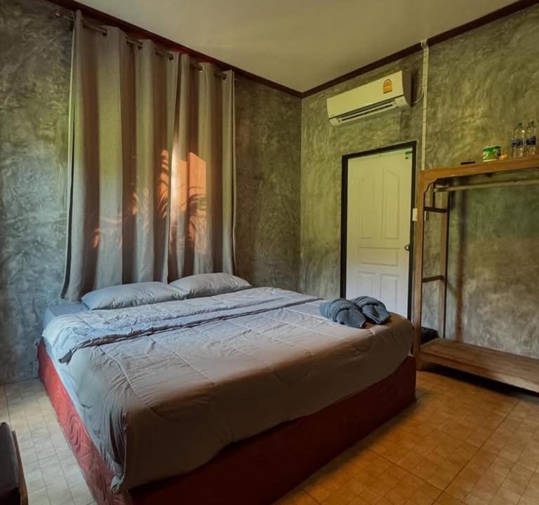 Photo of Bedroom in Ko Kood