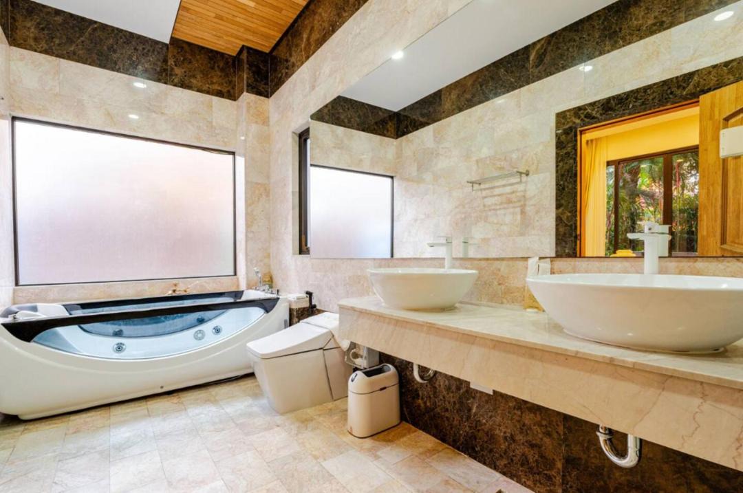 Photo of Bathroom in Nai Harn