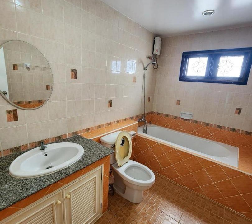Photo of Bathroom in Kathu