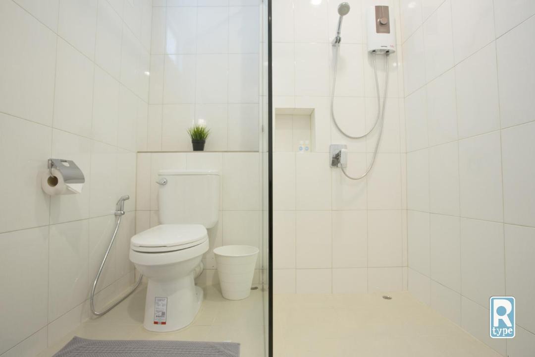 Photo of Bathroom in Khuekkhak