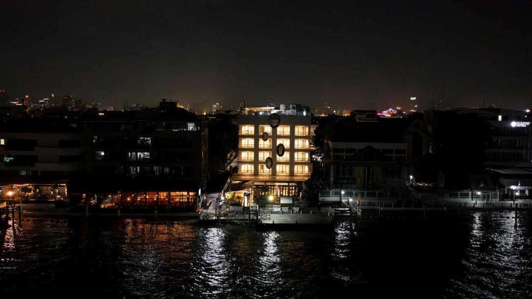 Photo of Buildings in Phra Athit