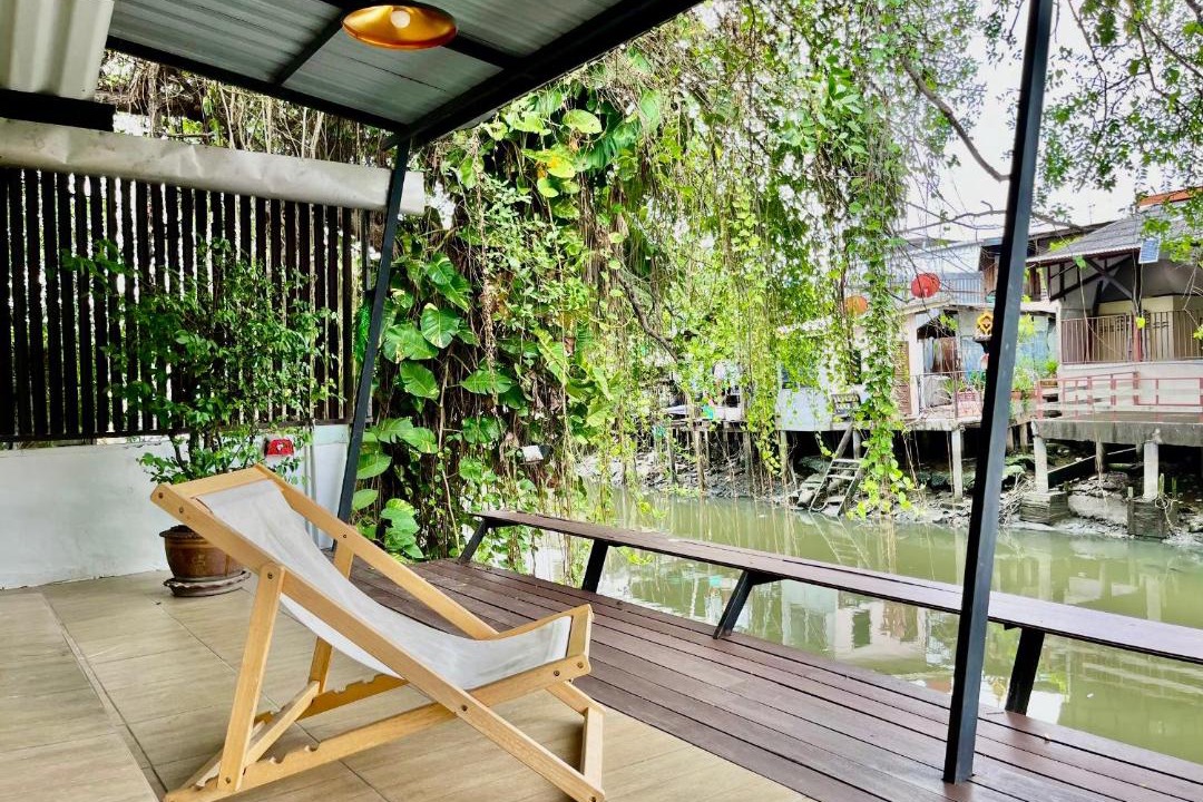 Photo of Patio Balcony in Rat Burana