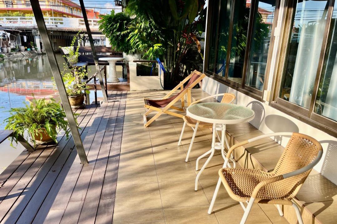 Photo of Patio Balcony in Rat Burana