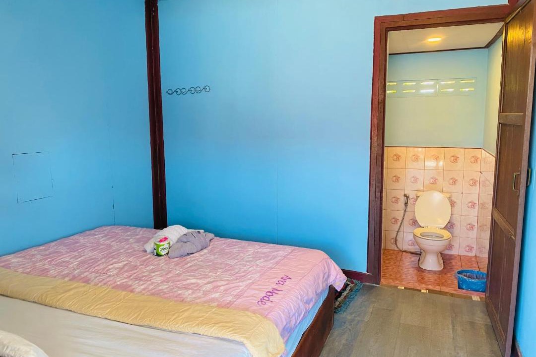 Photo of Others in Don Det