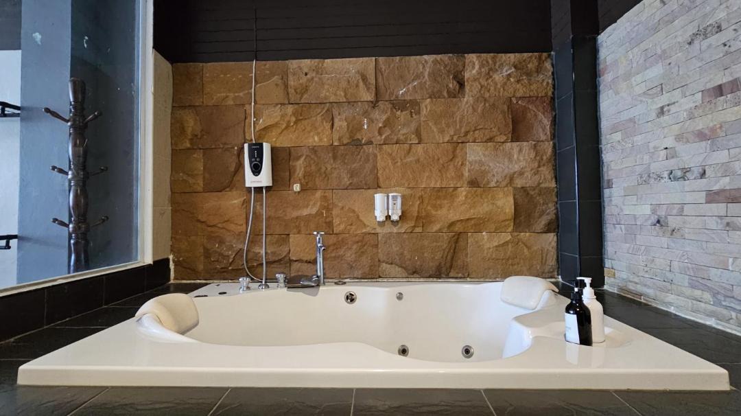 Photo of Bathroom in Talat Nuea