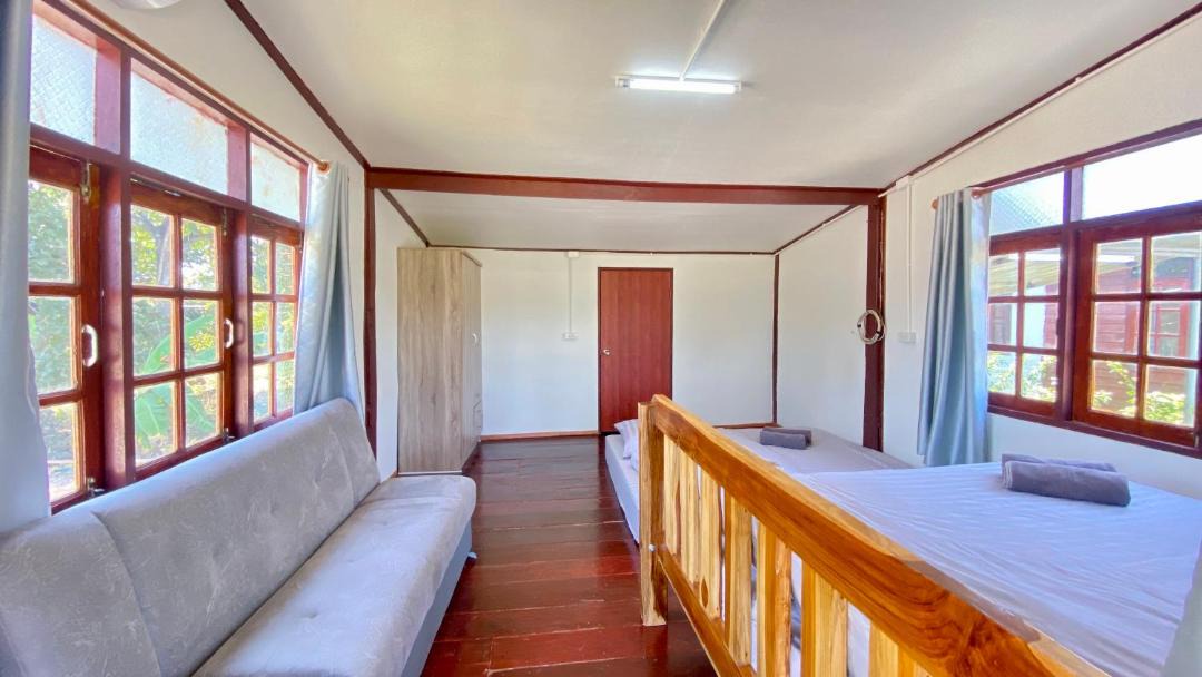 Photo of Bedroom in Khanong Phra