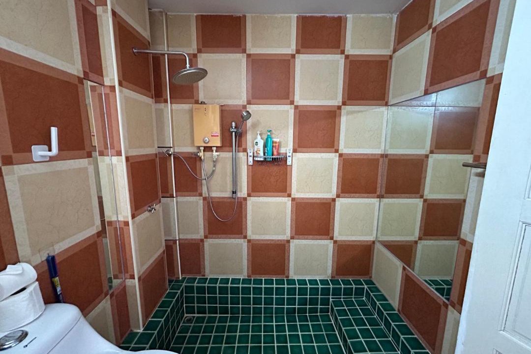 Photo of Bathroom in Si Sunthon