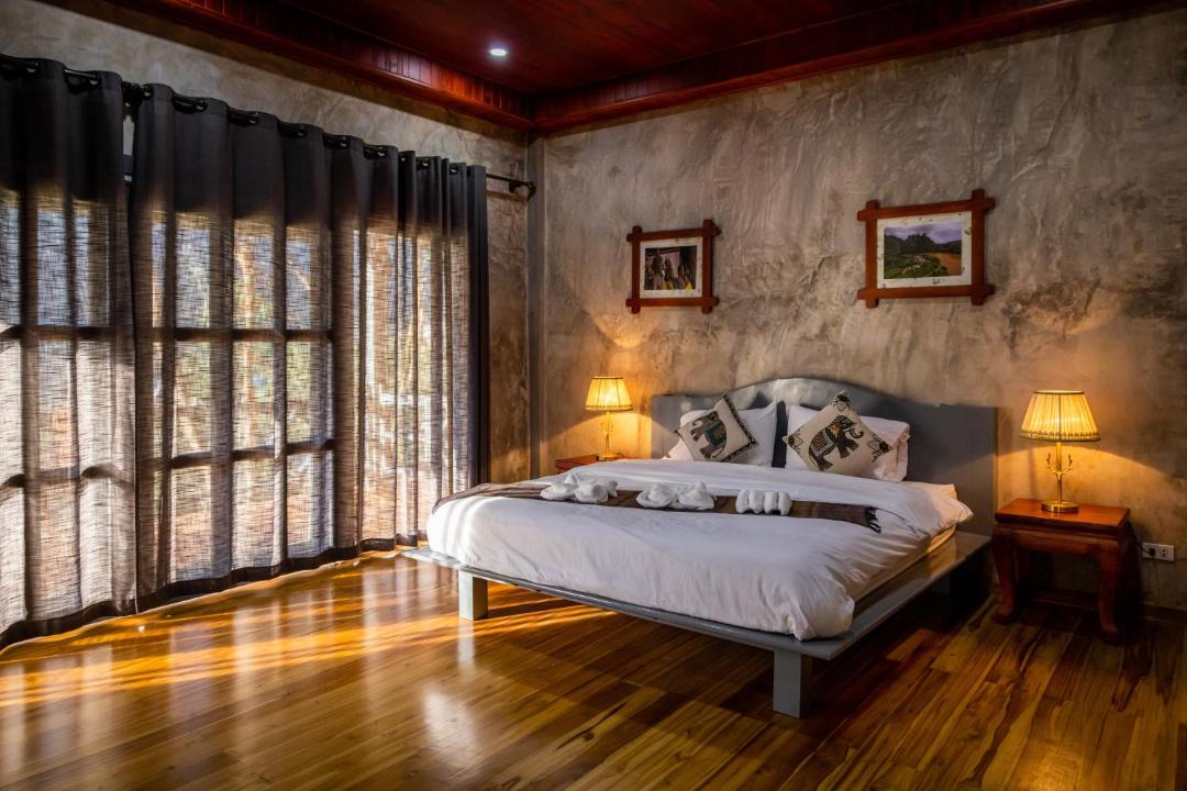 Photo of Bedroom in Nong Khiaw