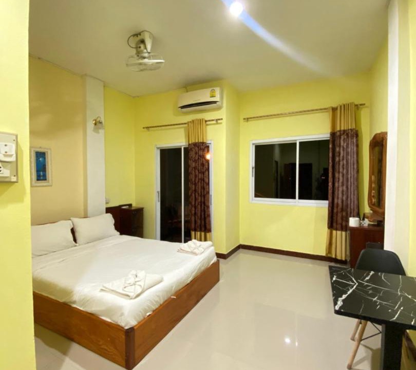Photo of Bedroom in Bokeo Province
