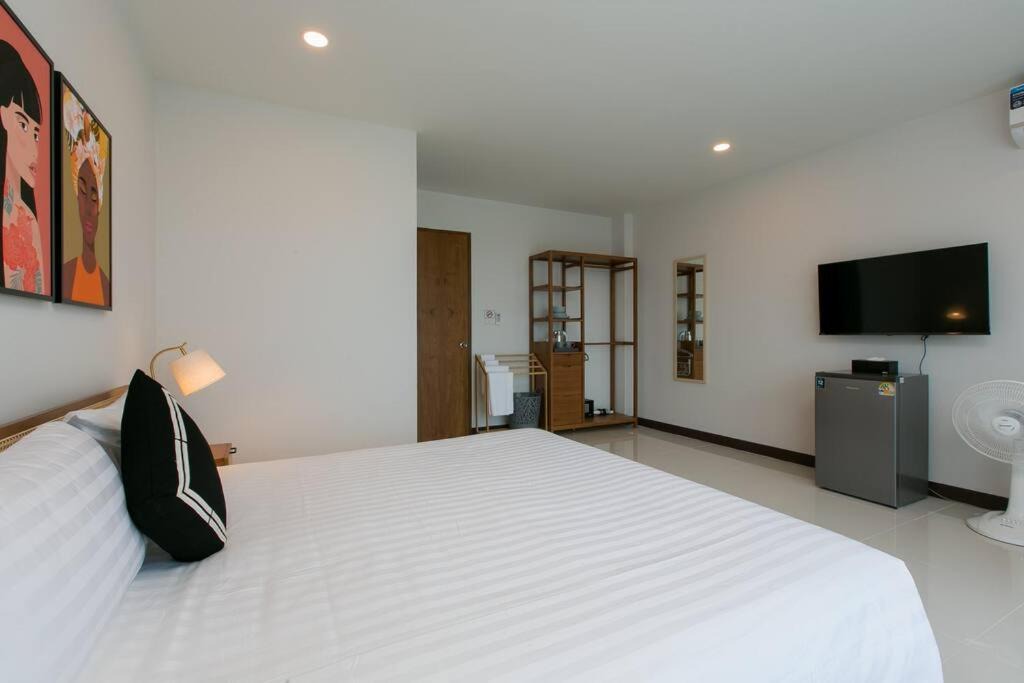 Photo of Bedroom in Chalong