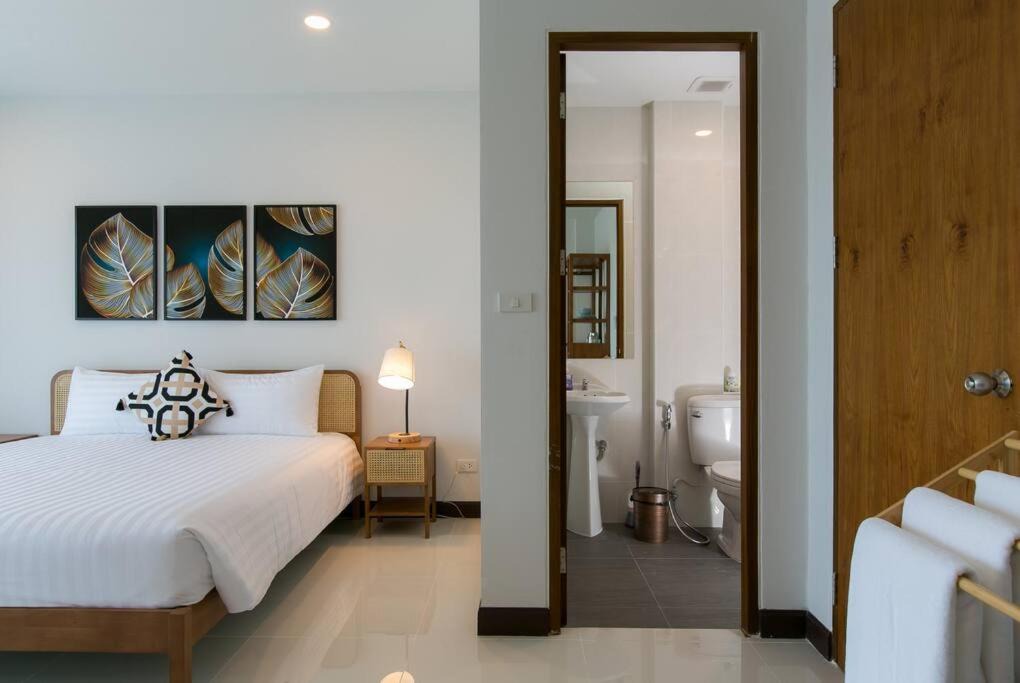 Photo of Bedroom in Chalong