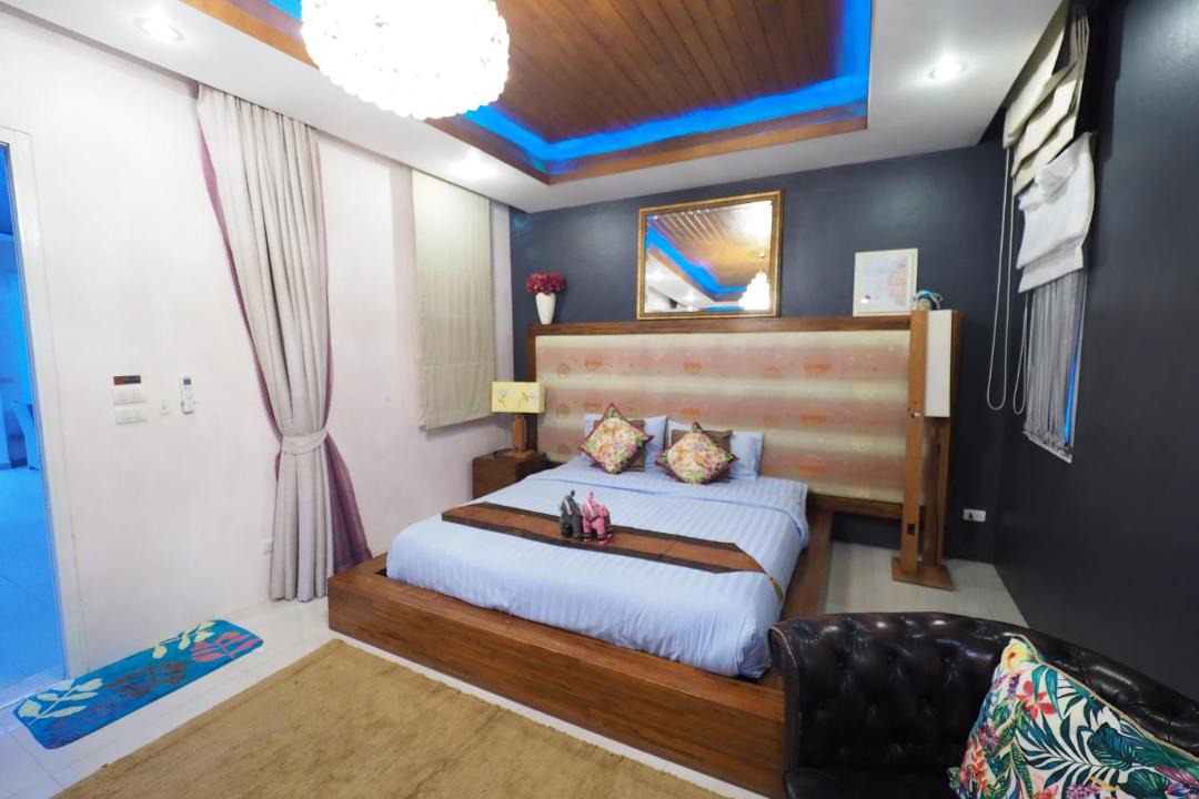 Photo of Bedroom in Chalong