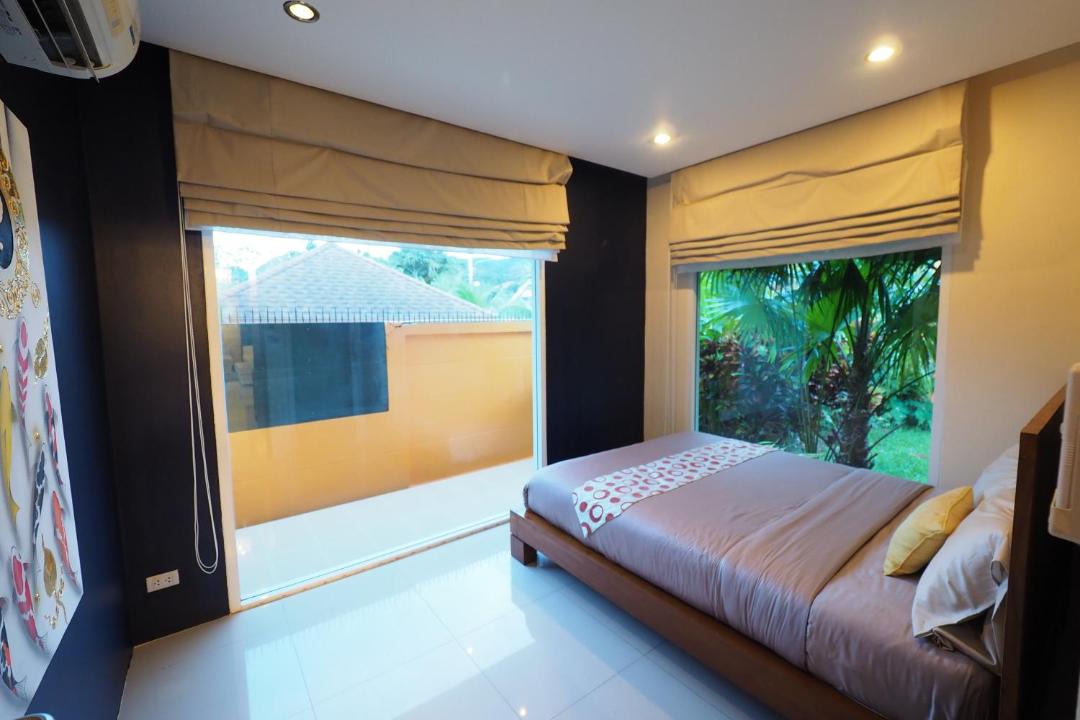 Photo of Bedroom in Chalong