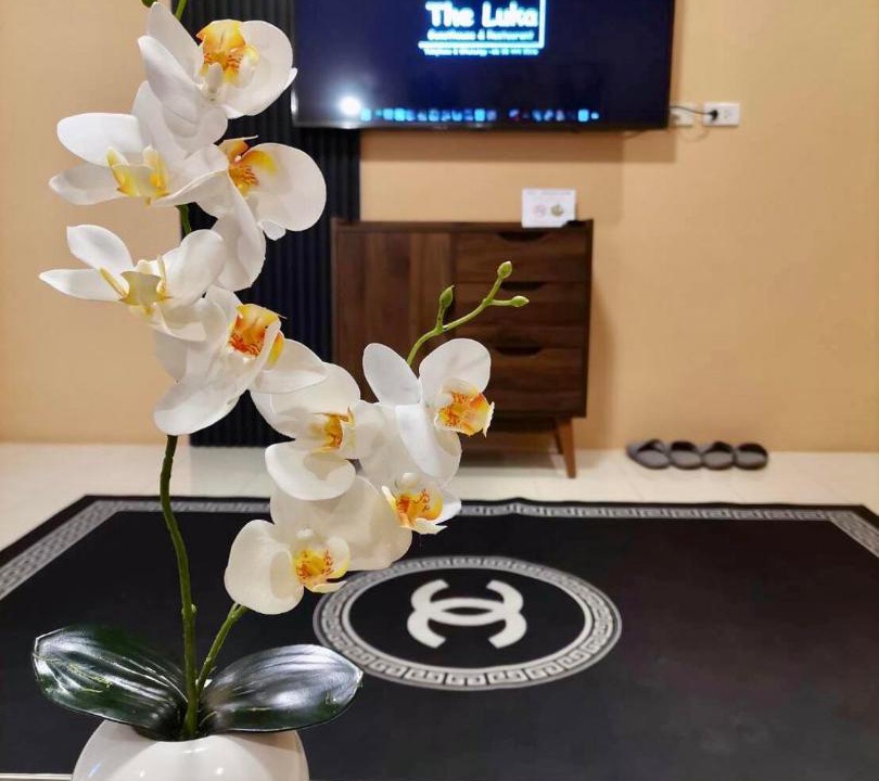 Photo of Livingroom in Nanai Road