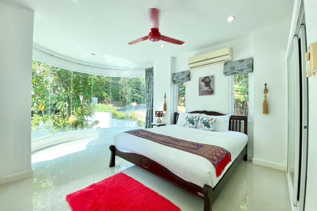 Photo of Bedroom in Chalong