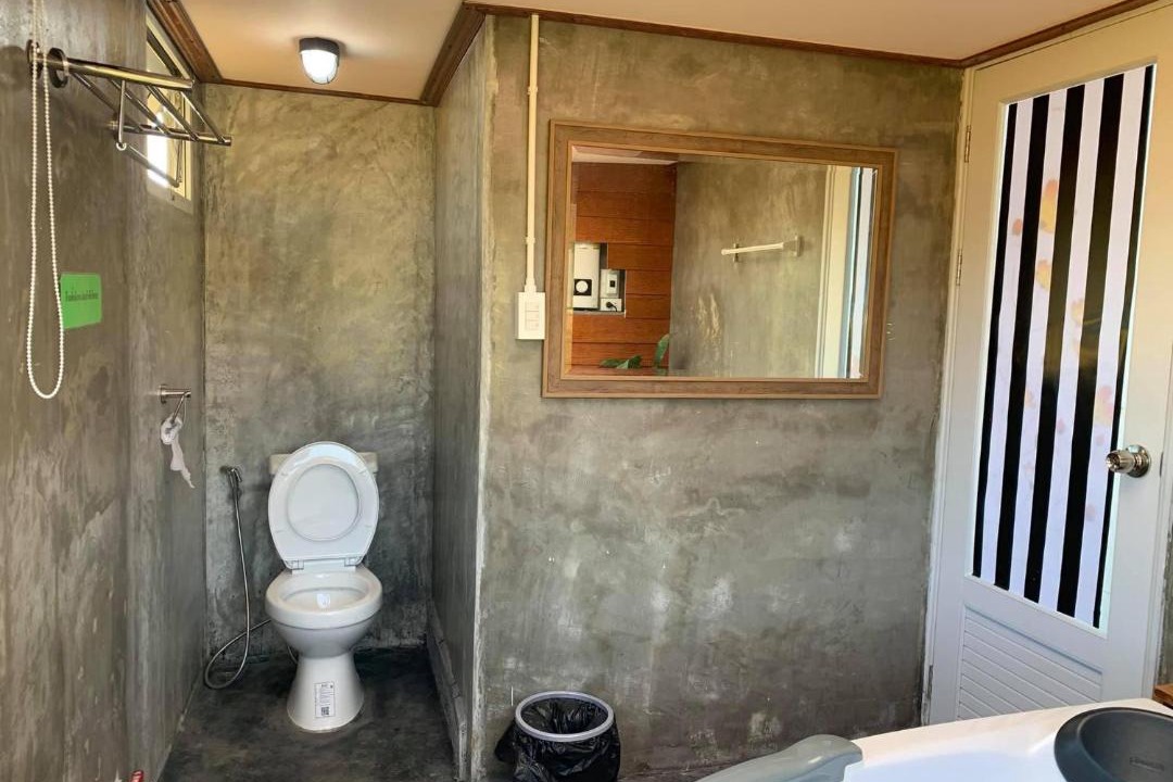 Photo of Bathroom in Huai Makhuea Som