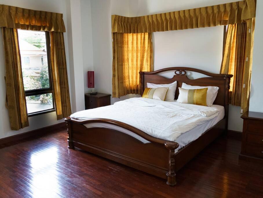 Photo of Bedroom in Nanai Road