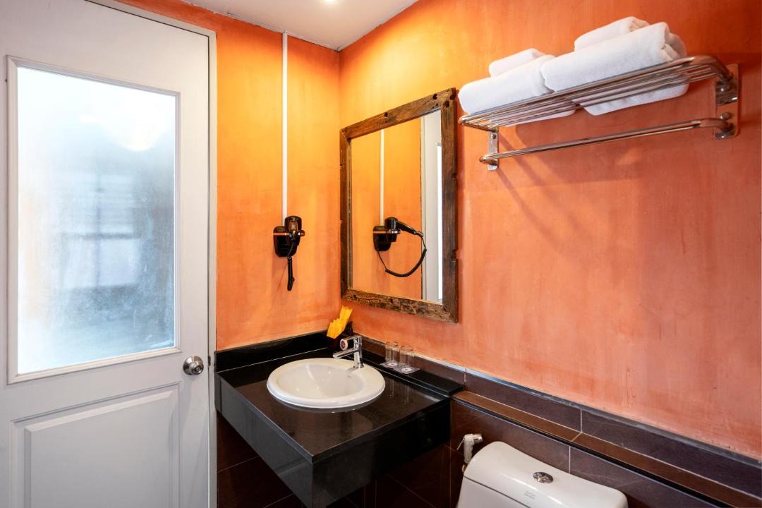 Photo of Bathroom in Samsen Nok