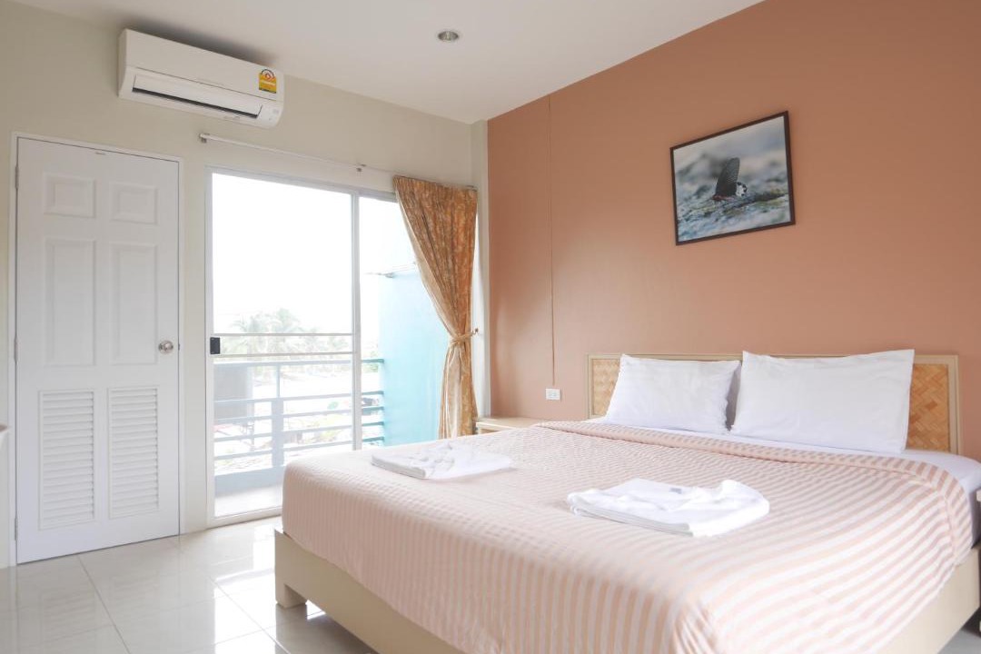 Photo of Bedroom in Chalong