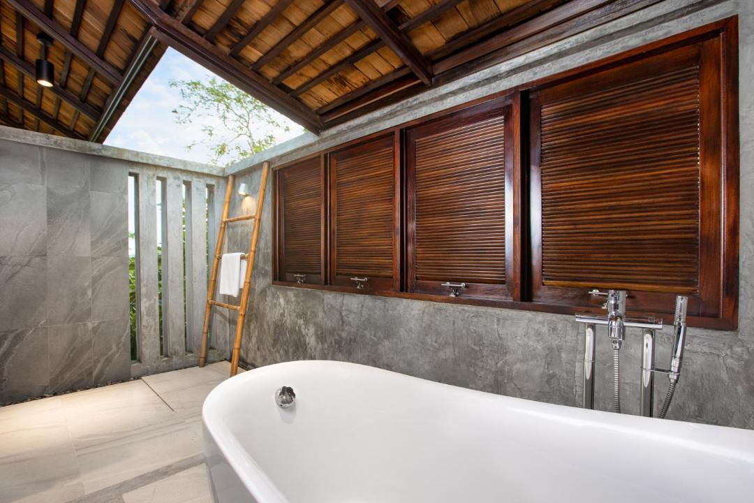 Photo of Bathroom in Ko Yao