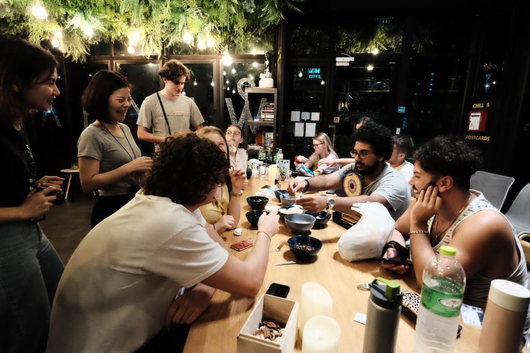 Photo of Others in Lak Si