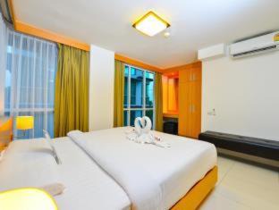 Photo of Bedroom in Talat Nuea