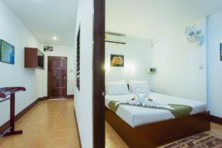 Photo of Bedroom in Nanai Road