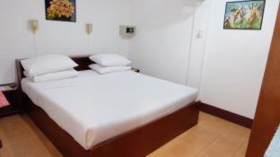 Photo of Bedroom in Nanai Road
