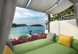 Photo of Patio Balcony in Nai Harn