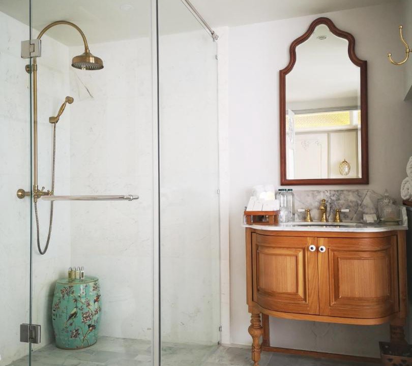 Photo of Bathroom in Old City
