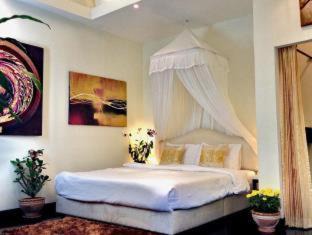 Photo of Bedroom in Karon