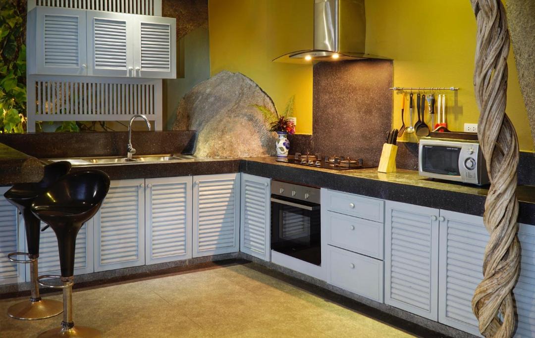 Photo of Kitchen in Laem Set
