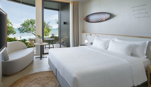 Honeymoon Suite (Honeymoon. Ocean Wing)