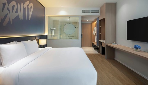 Deluxe Room, 1 King Bed, Terrace (Pool)