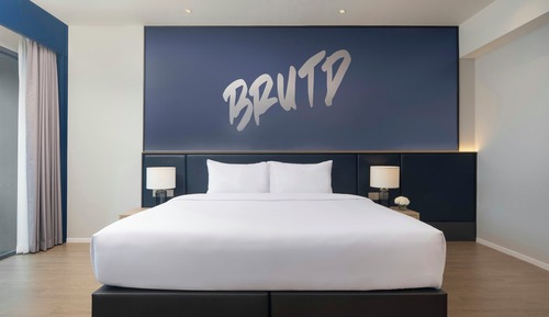 Deluxe Room, 1 King Bed, Terrace (Grand)